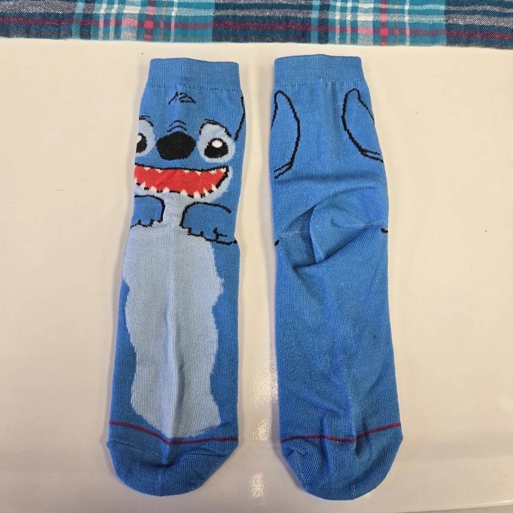 🍒🍒 Stitch Crew Socks